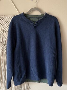 Tommy Bahama Flipshore Reversible Men's Navy Crewneck Sweater with Olive Trim